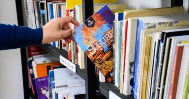 San Juan cuenta con una biblioteca netamente de autores locales