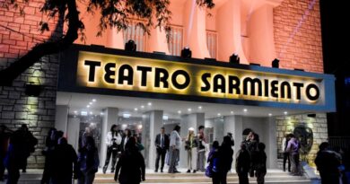 El Teatro Sarmiento reabre sus puertas con una programación imperdible